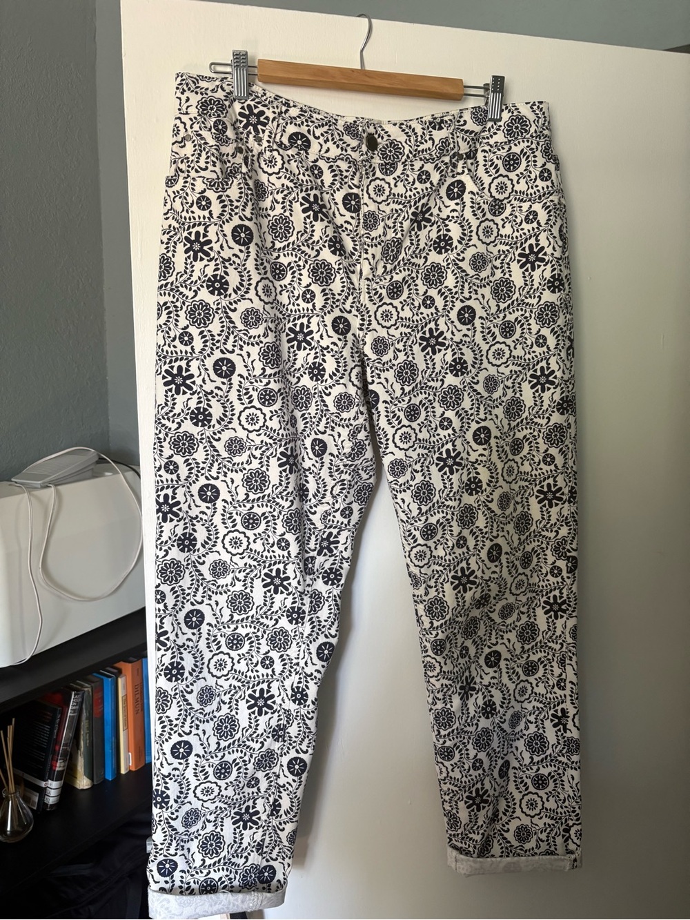Boden White girlfriend jeans with navy blue Floral Print